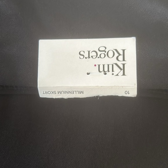 Kim Rogers Skort / NWT - Picture 5 of 9